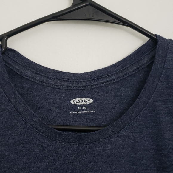 🌹🥀Women's Old Navy T-shirt size XL (14)🥀🌹 - Picture 2 of 4